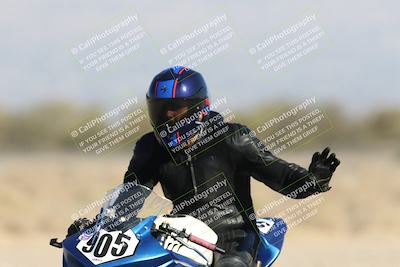 media/Dec-07-2025-CVMA (Sun) [[3e7d2de5dc]]/Race 5-Formula UL-CVMA Hooligans-American Thunder/